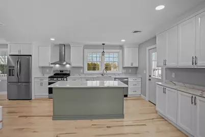 60 Bloor Street, Warwick, RI 02889 - Photo 6