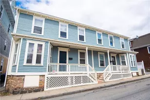 11 Brewer St, Newport, RI 02840 - Photo 1