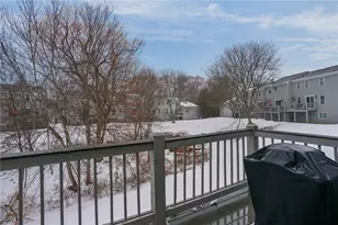 565 Quaker Ln, West Warwick, RI 02893 - Photo 2