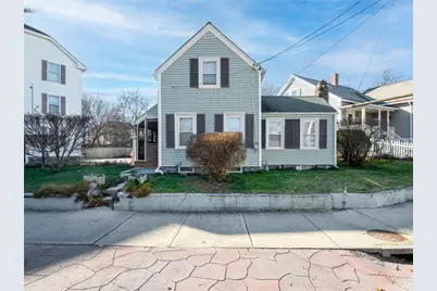15 Knight Street, Woonsocket, RI 02895 - Photo 1