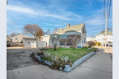 15 Knight Street, Woonsocket, RI 02895 - Photo 2