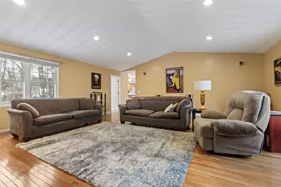 15 Gilcrest Drive, West Warwick, RI 02893 - Photo 20