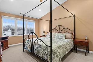 15 Gilcrest Dr, West Warwick, RI 02893 - Photo 32