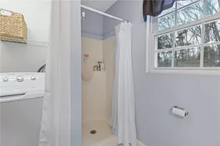 15 Gilcrest Dr, West Warwick, RI 02893 - Photo 24