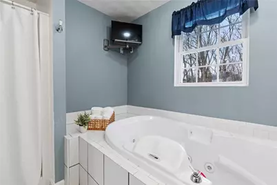 15 Gilcrest Drive, West Warwick, RI 02893 - Photo 36