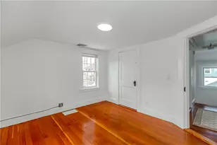 8 Lenox Ave, West Warwick, RI 02893 - Photo 24