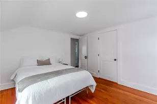 8 Lenox Ave, West Warwick, RI 02893 - Photo 30