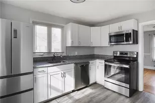 18 Sevilla Ave, Warwick, RI 02889 - Photo 6