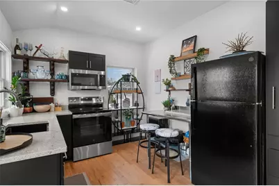 97 Eustis Avenue #2, Newport, RI 02840 - Photo 22