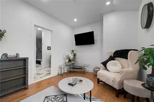 97 Eustis Ave, Newport, RI 02840 - Photo 16