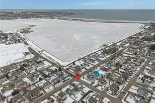 97 Eustis Ave, Newport, RI 02840 - Photo 14