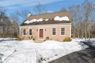 27 River St, Seekonk, MA 02771 - Photo 2