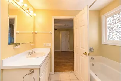 36 Great Oak Drive, Warwick, RI 02886 - Photo 18