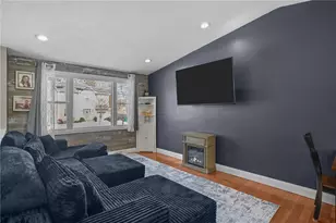 20 Darrow Dr, Warwick, RI 02886 - Photo 12