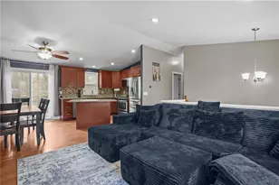 20 Darrow Dr, Warwick, RI 02886 - Photo 6