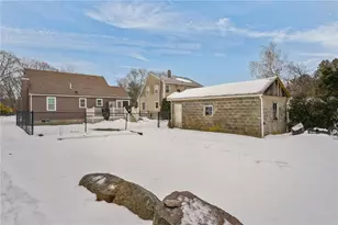 168 Knotty Oak Rd, Coventry, RI 02816 - Photo 36