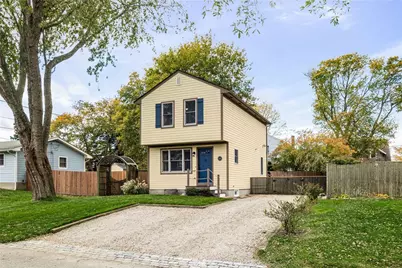 66 Islington Avenue, Portsmouth, RI 02871 - Photo 2