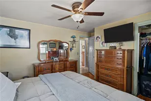 78 Villa Ave, Cranston, RI 02905 - Photo 16