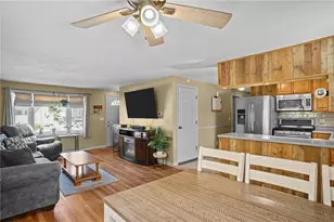 78 Villa Ave, Cranston, RI 02905 - Photo 10