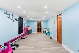 42 Woodland Dr, West Warwick, RI 02893 - Photo 20