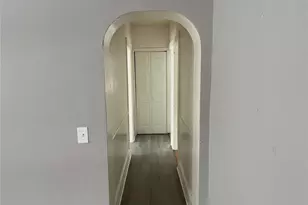 60 Dover St, Providence, RI 02908 - Photo 6