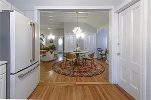 7 Mt Vernon St, Newport, RI 02840 - Photo 16