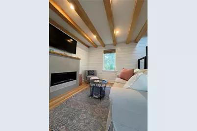 21 Connection Street, Newport, RI 02840 - Photo 1