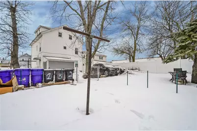 35 Laurel Street, Pawtucket, RI 02860 - Photo 26