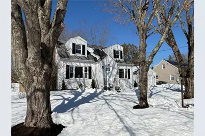 101 Farmland Road, Warwick, RI 02889 - Photo 2
