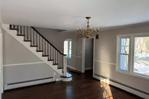 101 Farmland Rd, Warwick, RI 02889 - Photo 16