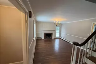 101 Farmland Rd, Warwick, RI 02889 - Photo 18