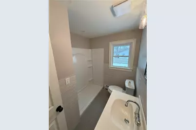 101 Farmland Road, Warwick, RI 02889 - Photo 12