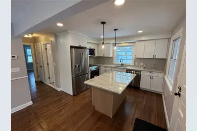 101 Farmland Road, Warwick, RI 02889 - Photo 4