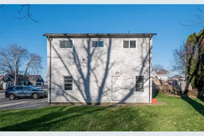 109 Haskins Avenue, Tiverton, RI 02878 - Photo 2