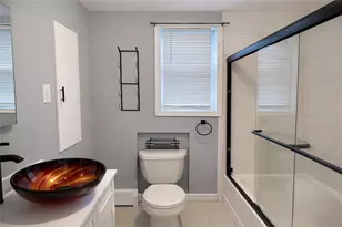 55 2nd St, East Providence, RI 02914 - Photo 2