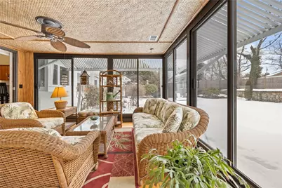 214 Meshanticut Valley Parkway, Cranston, RI 02920 - Photo 30