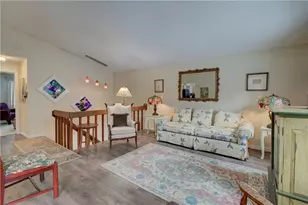 11 Elm Dr, North Kingstown, RI 02852 - Photo 6