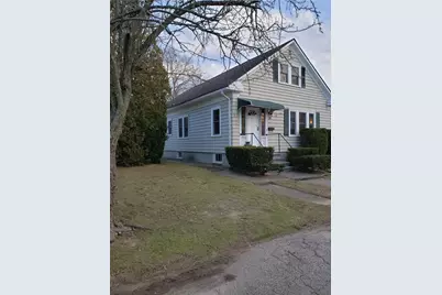 36 Monument Street, Cranston, RI 02910 - Photo 10