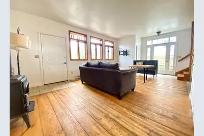 32 McAllister Street, Newport, RI 02840 - Photo 4