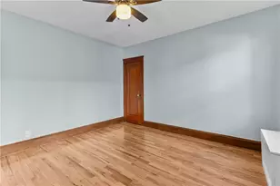 647 Pleasant Valley Pkwy, Providence, RI 02908 - Photo 10