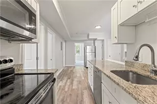 65 Veazie St, Providence, RI 02908 - Photo 4