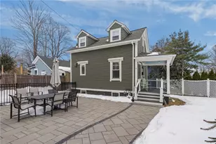 14 Pearl St, East Greenwich, RI 02818 - Photo 2