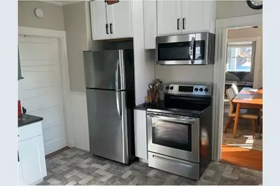 12 Caswell Avenue #1, Newport, RI 02840 - Photo 2