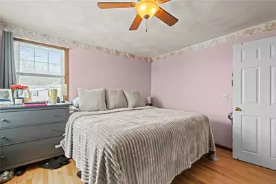 29 Buchanan Street, Johnston, RI 02919 - Photo 18