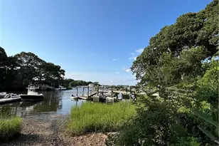 7 Springcove Rd, Narragansett, RI 02882 - Photo 20