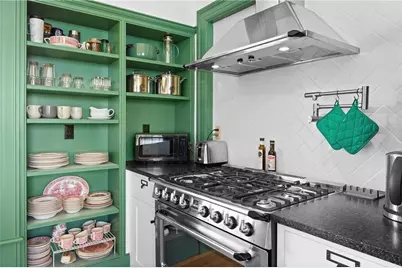 238 Highland Road, Tiverton, RI 02878 - Photo 10