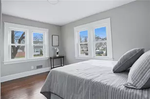 79 Bellevue Ave, Warwick, RI 02888 - Photo 20