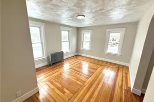 89 Armistice Blvd, Pawtucket, RI 02860 - Photo 6