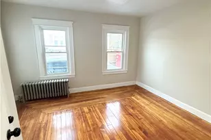 89 Armistice Blvd, Pawtucket, RI 02860 - Photo 8