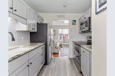 30 Brown Street #4, Narragansett, RI 02882 - Photo 4